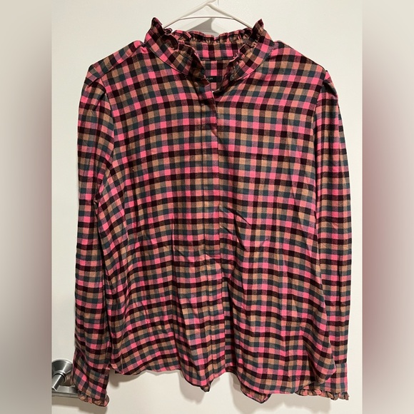 Ann Taylor Tops - Ann Taylor pink plaid button up shirt